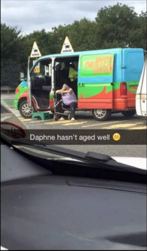 Daphne has not aged well