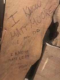 Didnt know where to post this but I found a reddit thread written on the wall