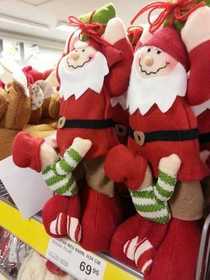 For some reason these christmassy ragdoll ornaments were withdrawn from the shelves