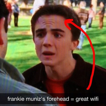 Frankie Muniz hotspot