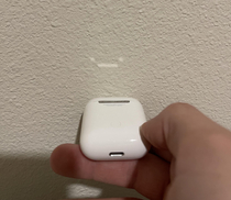 Hidden face reflection off of AirPod case 