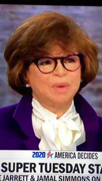 How could this lady on the news have accidentally dressed up like Austin Powers as well as she did