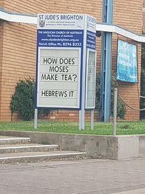 How does Moses make tea