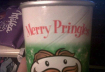 HOW IS THIS A PUN YOU COULDVE HAD PRINGLE BELLS OR MERRY CHRISPMAS YOU STUPID MOTHERFUCKERS