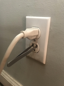 How my nephew learned about electricity