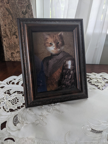 How my step mom memorialized her cat Reds