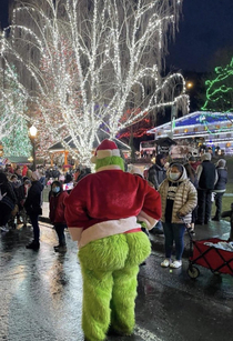 How the grinch got thiccmas