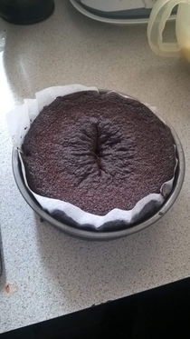 I accidentally made a butthole cake