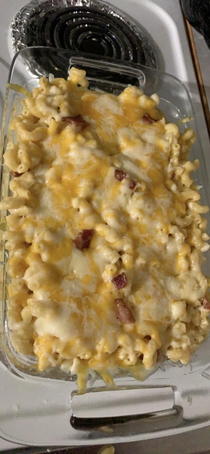 I didnt have the ingredients for a cake today so lets all enjoy some mac