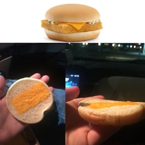 I expected a slice of cheese I received a bun with a slice of cheese painted on