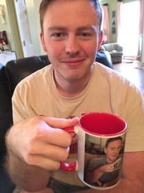 I got my girlfriends brother a mug with his mug on a mug Mugception