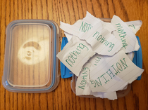 I put a surprise in my husbands lunch everyday I am running out of ideas so today he is getting a whole bunch of nothing