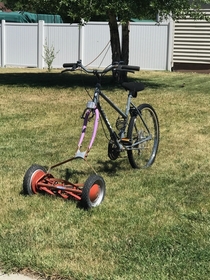 I saw this homemade eco bike powered lawn mower