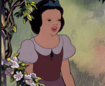 I still cant stop laughing at this damn picture of snow white without her make up