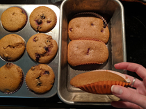 Ill just put the extra batter in cups in a loaf tin- theyll hold their shape