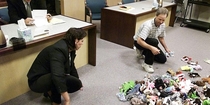 In  a divorcing couple split up their Beanie Baby collection on the floor of the courtroom
