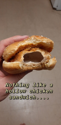 Janes chicken sandwiches Hollow