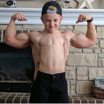 Kid is swole