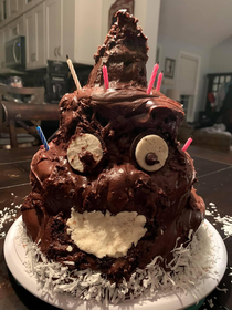 Kids made mom a crappy  birthday cake