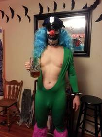 KKKyeaaaaaa this guy actually showed up like this to my party