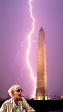 Lightning at Washington Monument actually Doc Brown getting the F outta 