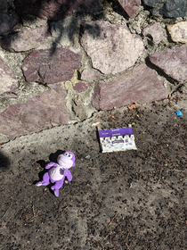 Looks like Grape Ape had a rough night Its so sad to see these former Hollywood stars come to this