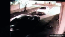 Man knocks himself out with brick attempting car robbery