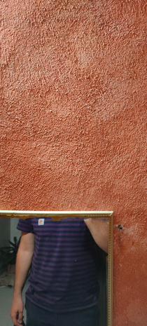 Mirror selfie in Mexico as a Dutch guy
