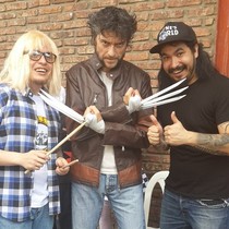 My buddy and me found Hugh Jackmans doppelganger at Argentinas Comicon