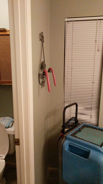 My friends house flooded They had to heat the home up to help dry the water and