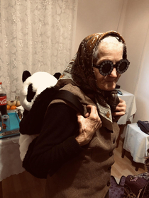 My granny is a fucking Rockstar 