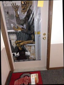 My husband bought this to decorate our apartment door for Halloween I got doordash delivered and this is the confirmation of delivery photo