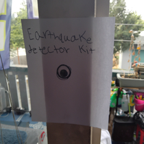 My kid made an Earthquake Detection Kit