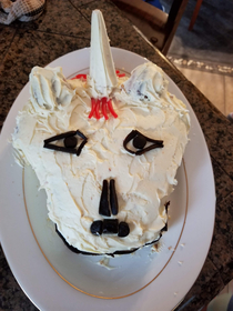 My mom made a unicorn cake for my nieces birthday 