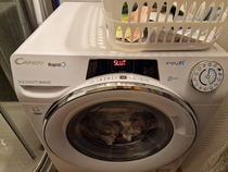 my moms washing machine Swedish never have I seen a washing machine with Swedish 