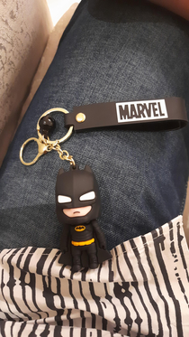My paternal close relation aunt kept forgetting to give me the Keychain she bought from a store She finally remembered to give it today Im grateful but if uk uk