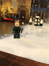 My professor McGonagall from my Lego advent calendar came with two heads