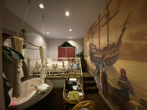 My wife recently booked us a pirate room to celebrate our anniversarylets hear those one liners