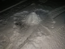 My  year old cat took a dump and I kid you not he made a poop fort out of snow Look at it