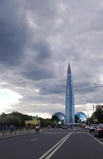 New russian Gazprom building Lachta Center looks like a dck