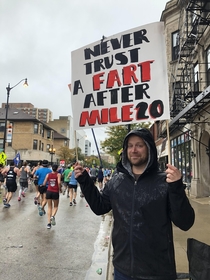 Not an original idea But I still made lots of strangers laugh today at the Chicago Marathon