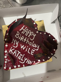 Over half the words are misspelled including my name but the baker did their best HAPPy BiRtholay to me