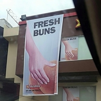 People are going crazy over this Hardees ad in Pakistan