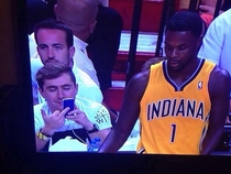 Pic #1 - Guy takes picture of himself flicking off Lance Stephenson ends up on TV
