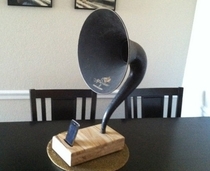 Pic #2 - IPhone Gramophone Speaker