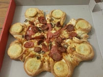 Pic #2 - Pizza Hut new Pie Pizza