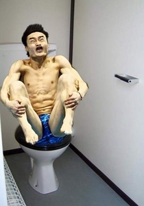 Pic #4 - Olympic divers on the toilet