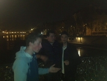 Pic #4 - So my friends who were vacationing in Paris stumbled upon a drunk Charlie Sheen