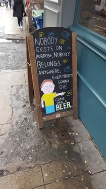 Rogue morty spotted outside a Glasgow pub