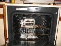 School doesnt allow toasters in the dorms so my roomie hid his in the oven